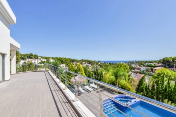 6 bed casa / chalet in Benissa