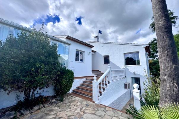 5 bed villa in Jávea