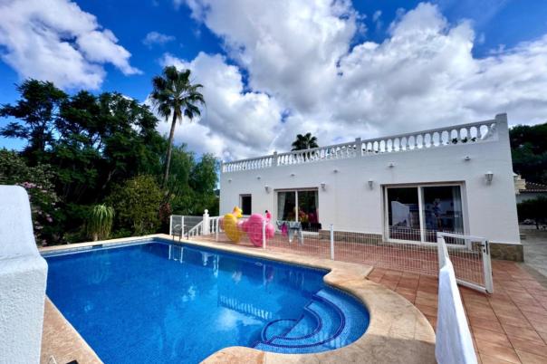 5 bed villa in Jávea