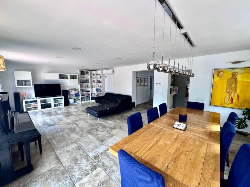 5 bed villa in Jávea