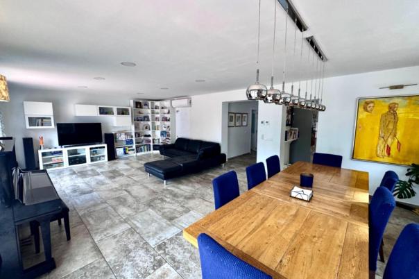 5 bed villa in Jávea