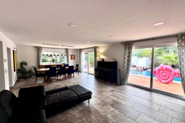 5 bed villa in Jávea