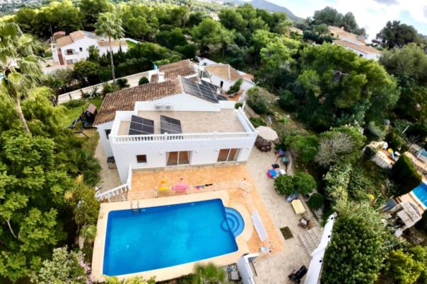 5 bed villa in Jávea