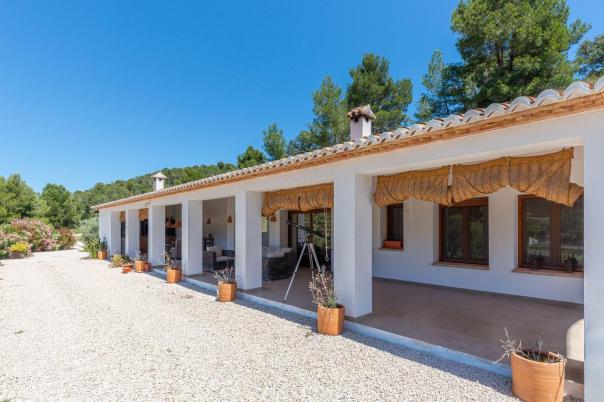 3 bed villas in Benissa
