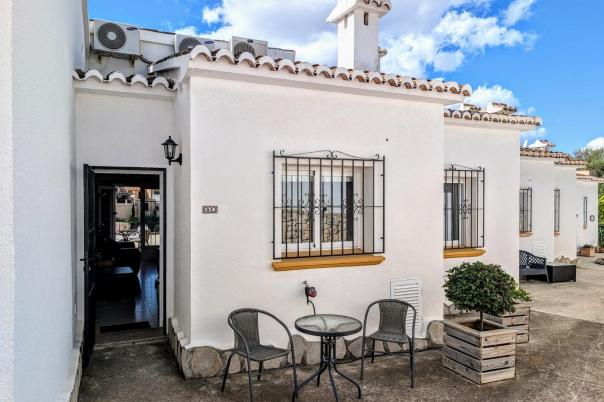 3 bed terraced house in Benitachell