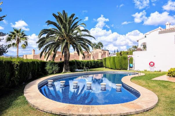 3 bed terraced house in Benitachell