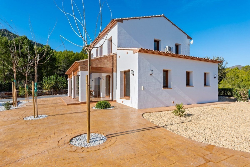 4 bed casa / chalet in Calpe / Calp
