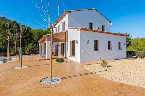 4 bed casa / chalet in Calpe / Calp