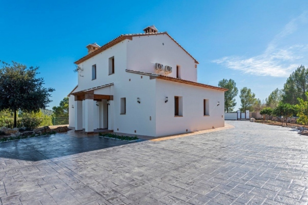 4 bed casa / chalet in Calpe / Calp