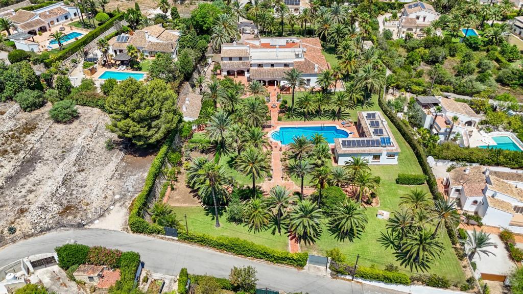 13 bed villas in Javea