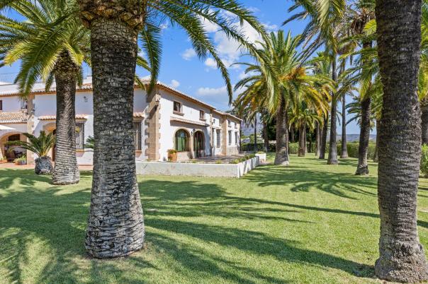 13 bed villas in Javea