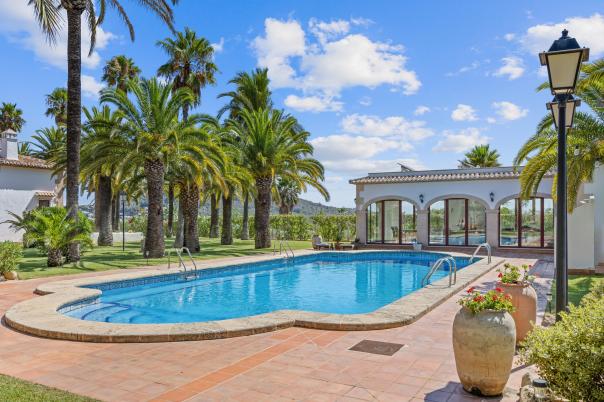 13 bed villas in Javea