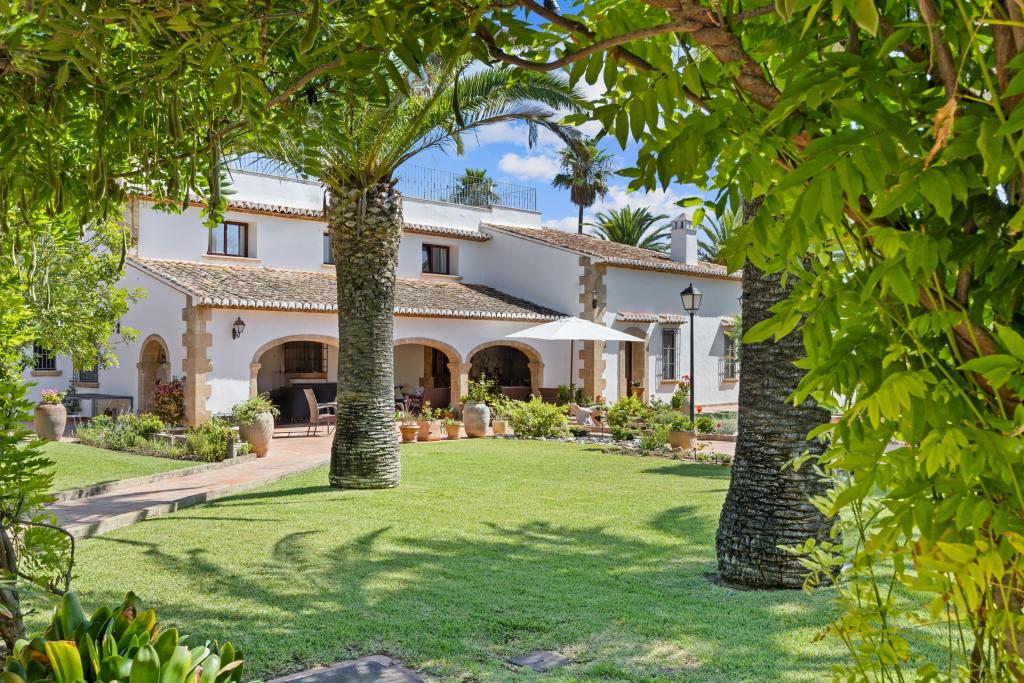 13 bed villas in Javea