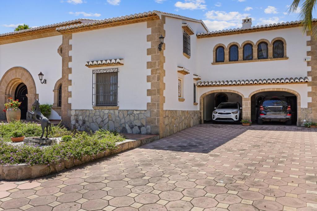 13 bed villas in Javea
