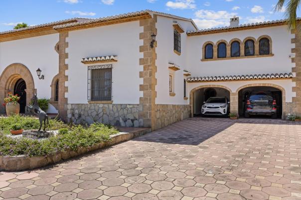 13 bed villas in Javea