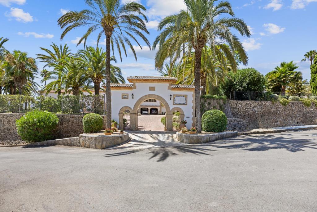 13 bed villas in Javea