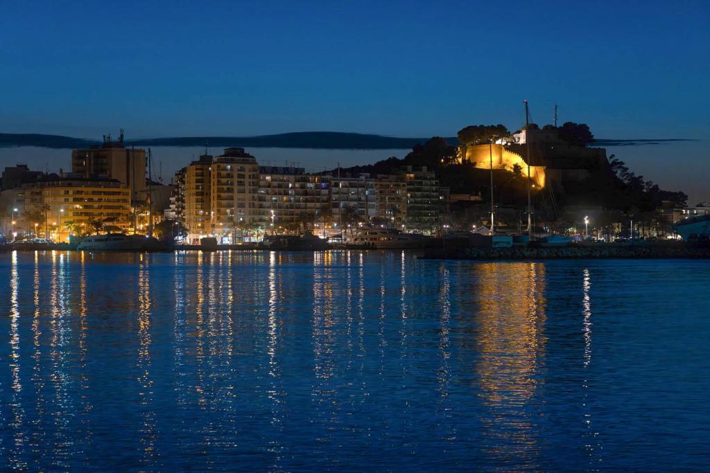 3 bed apartment in Denia