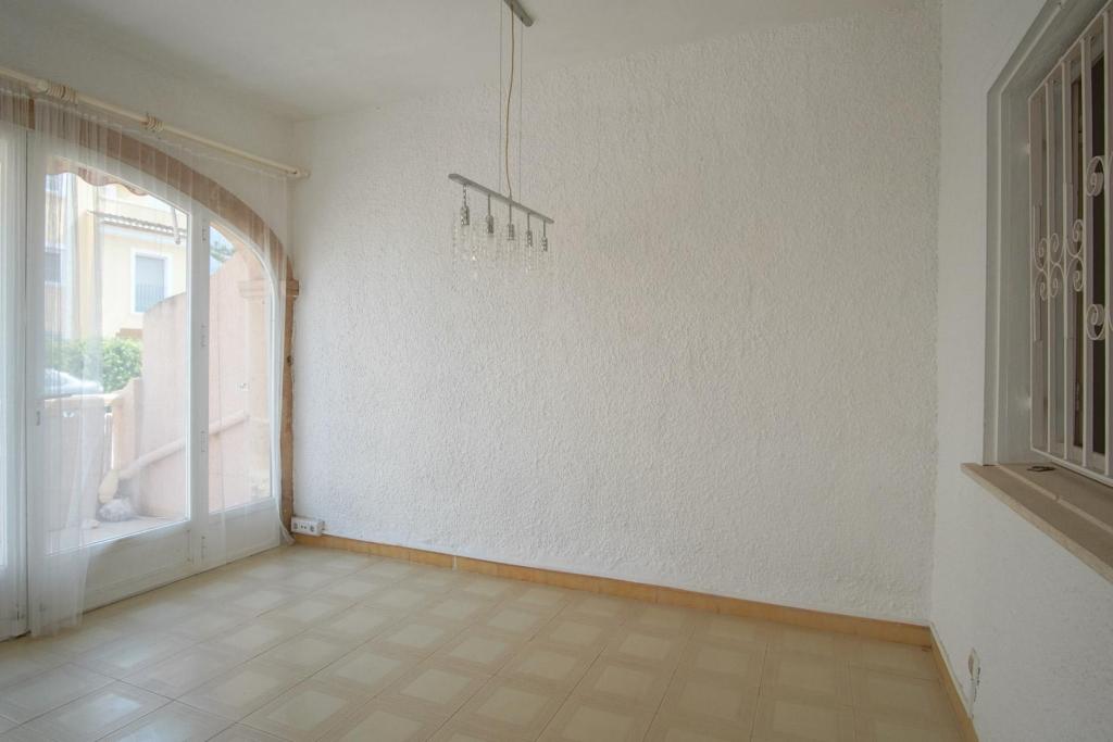3 bed apartment in Denia