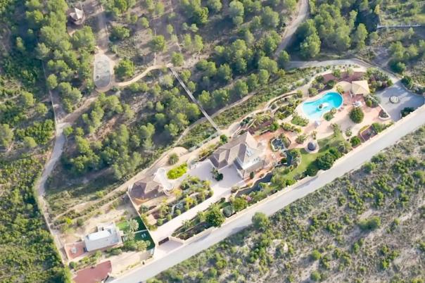 7 bed villa in La Nucía