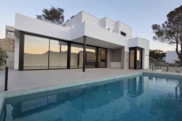 3 bed villas in Calpe