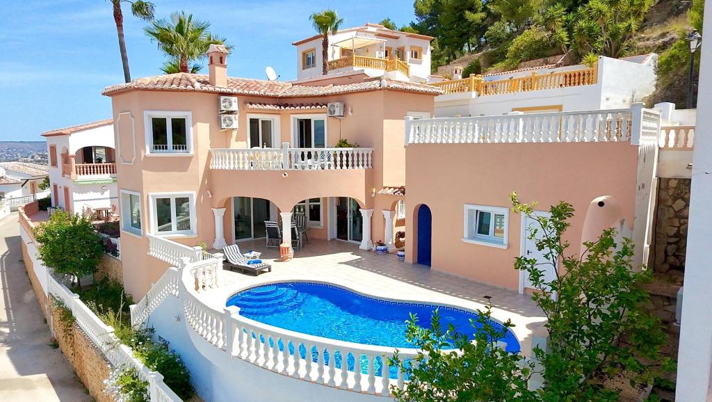 3 bed villa in Benitachell