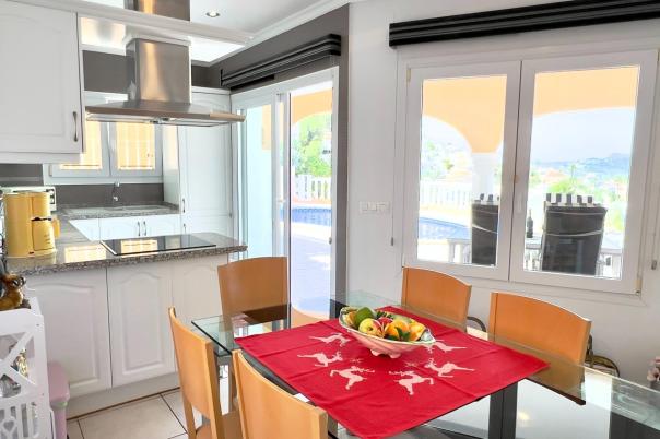 3 bed villa in Benitachell