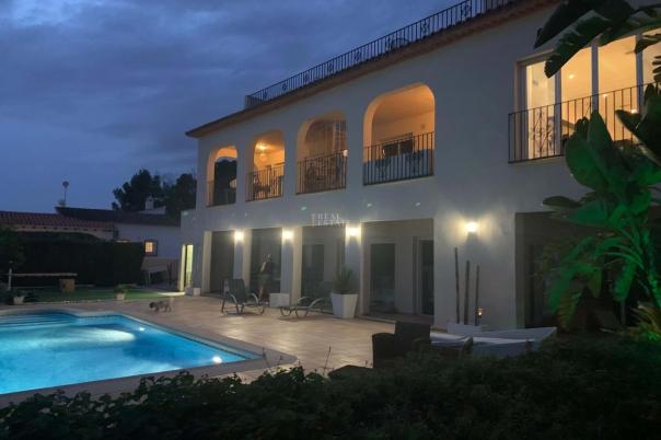 6 bed villa in Alfàs del Pi (l')