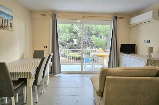 2 bed apartamento in Calpe / Calp