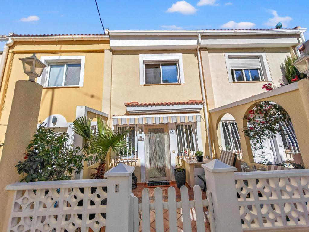 2 bed town house in L'Alfàs del Pi