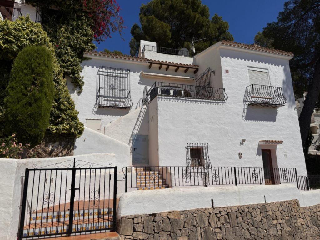 4 bed villa in Benitachell