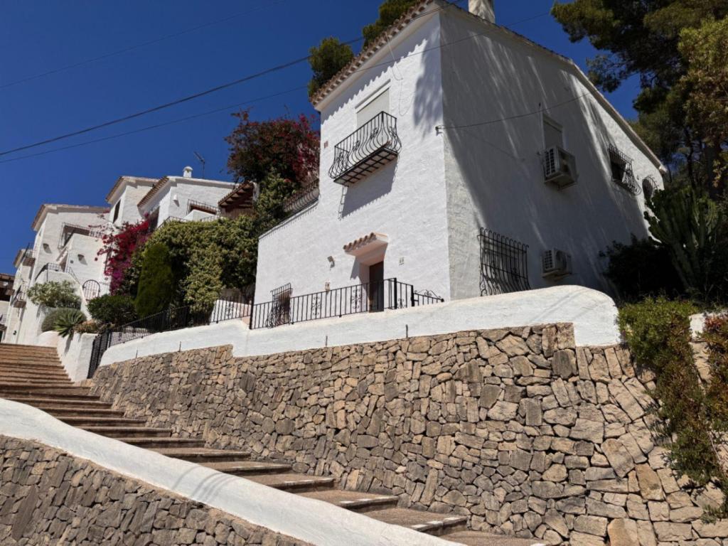 4 bed villa in Benitachell