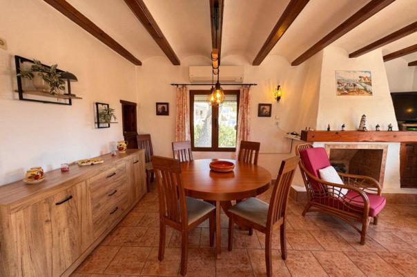 4 bed villa in Benitachell