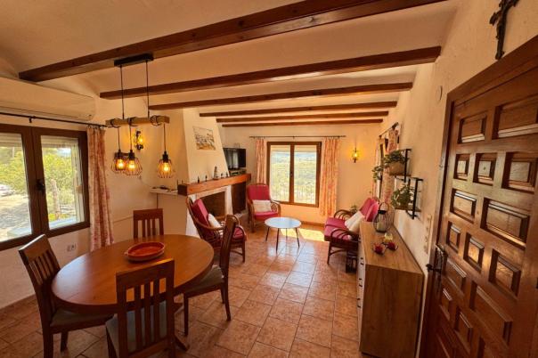 4 bed villa in Benitachell