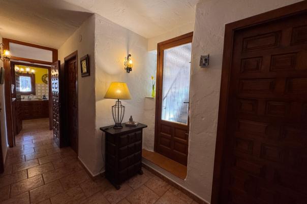 4 bed villa in Benitachell