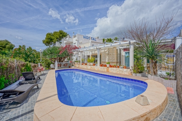 16 bed commercial_premises in Calpe