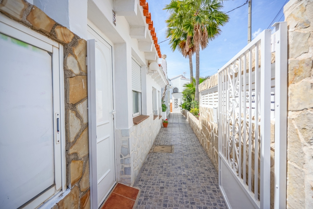 16 bed commercial_premises in Calpe