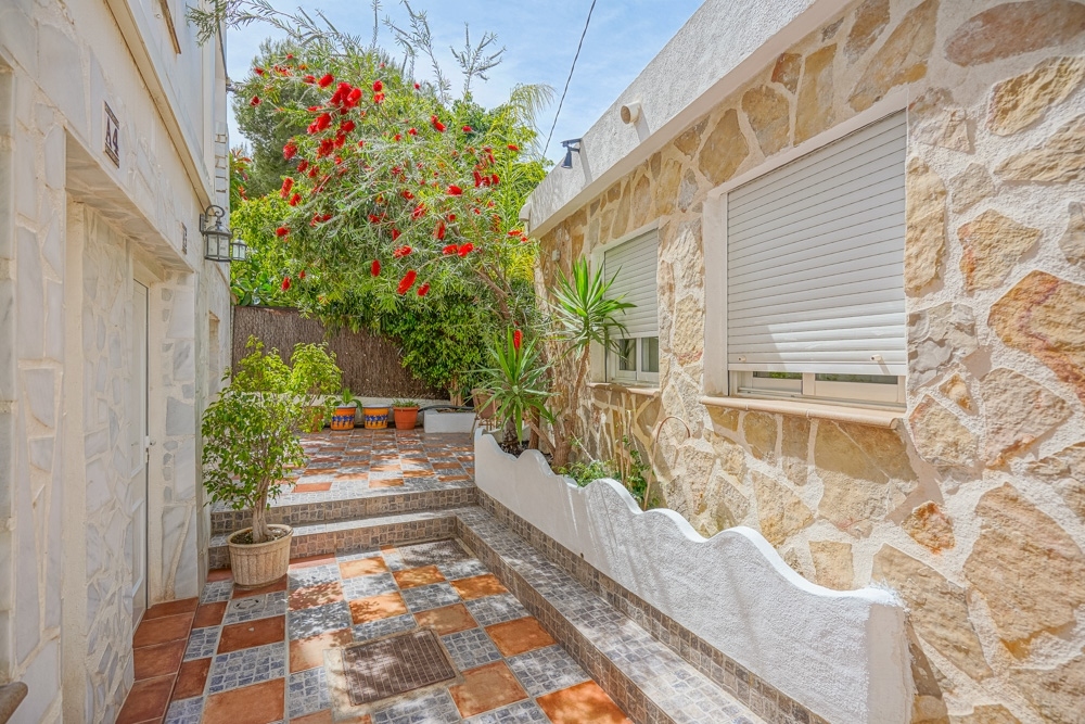16 bed commercial_premises in Calpe