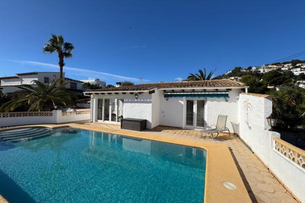 2 bed villa in Moraira