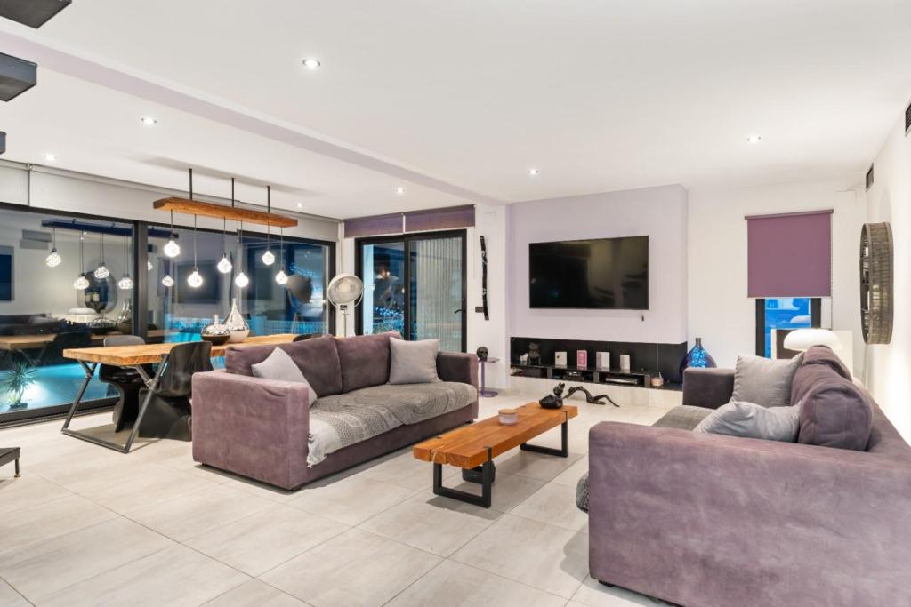 4 bed villas in Moraira