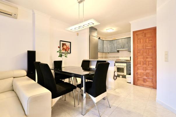 2 bed apartment in Benitachell
