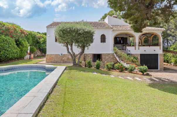 6 bed villas in Javea