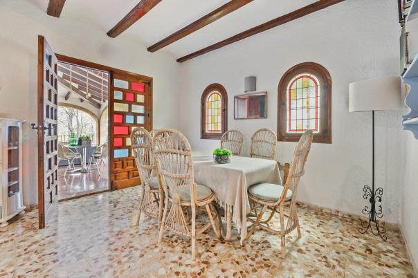 6 bed villas in Javea
