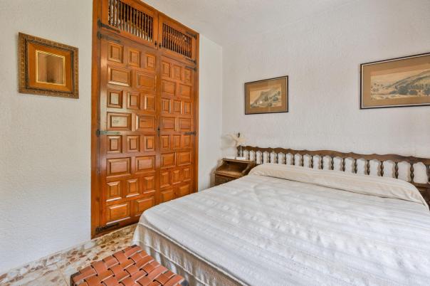 6 bed villas in Javea