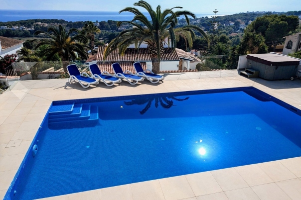 5 bed villa in Moraira