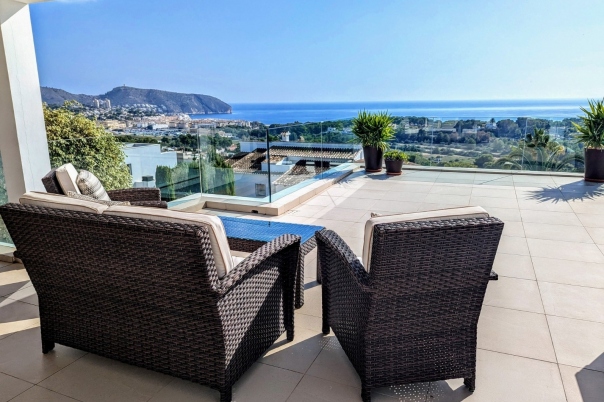 5 bed villa in Moraira