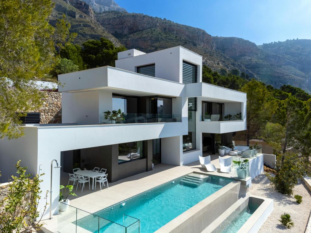 3 bed villa in Altea