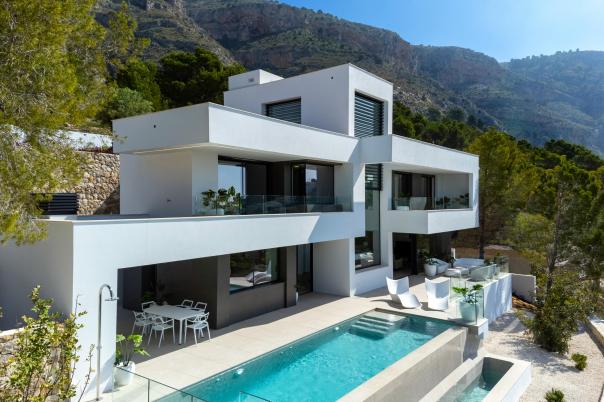 3 bed villa in Altea