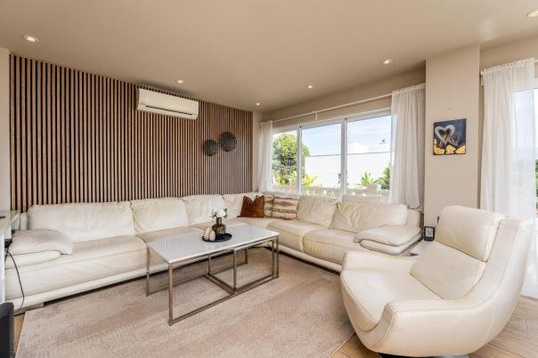 15 bed villa in Albir