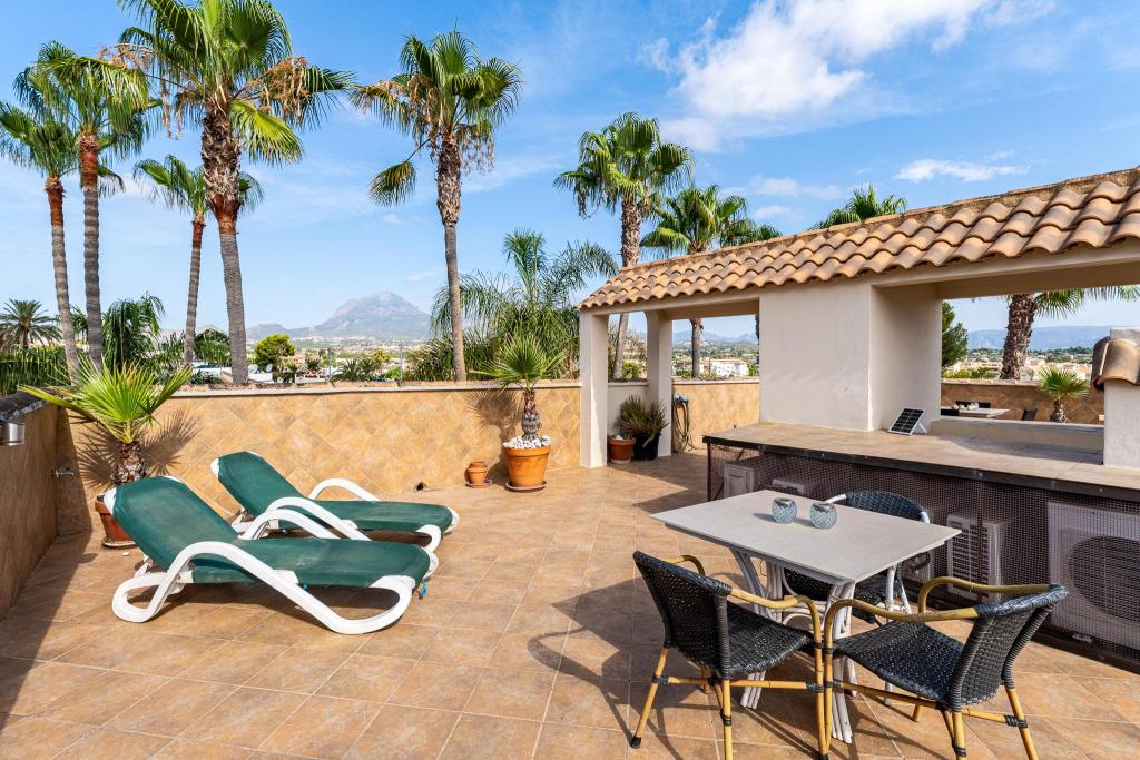 15 bed villa in Albir