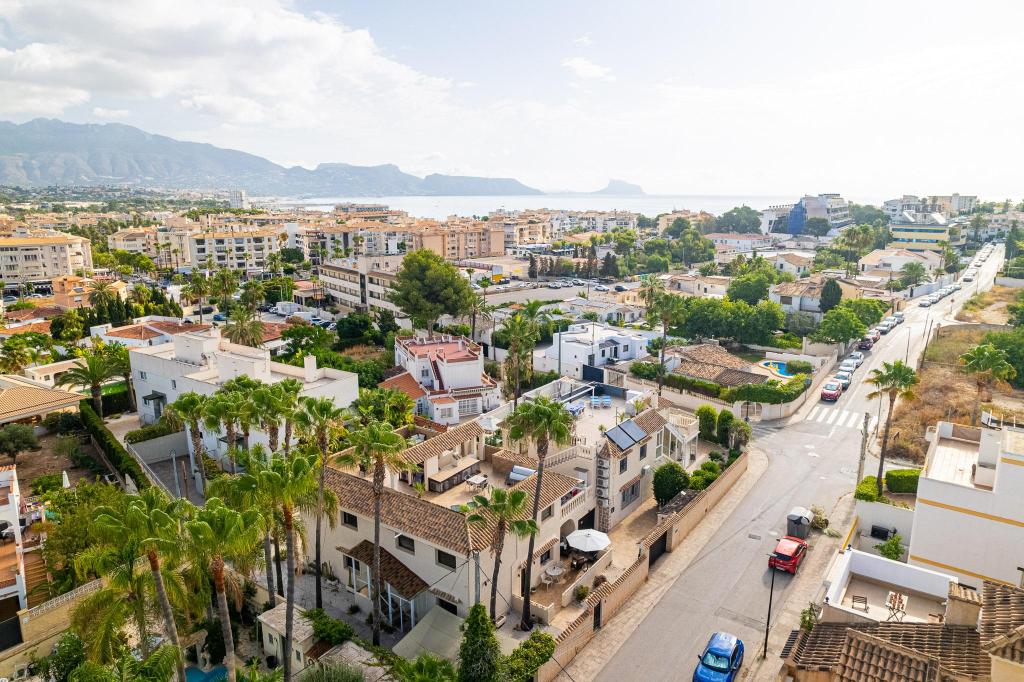 15 bed villa in Albir